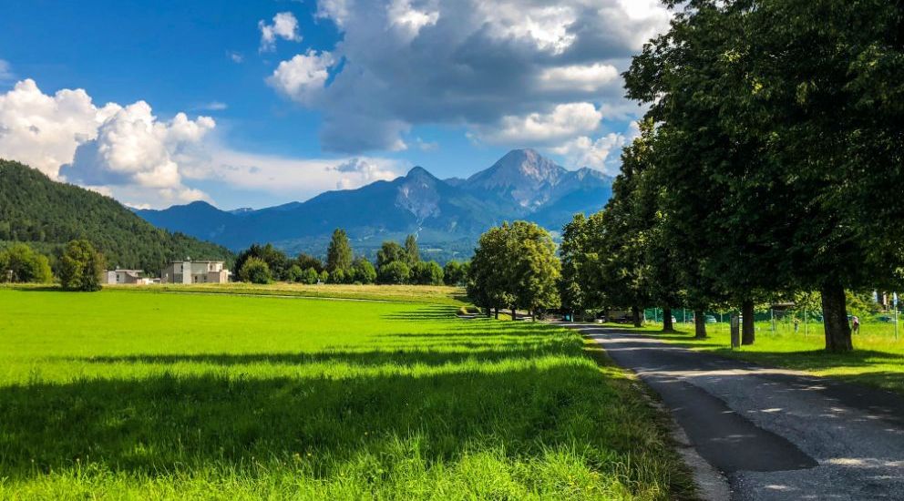 Erneuerbare Energien mit der HIT - GmbH